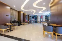 Yikou Tiantian French Luxury Homestay (Jieyang Grandbuy Plaza Branch)