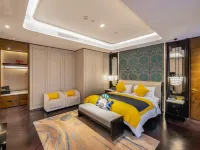 voco HANGZHOU BINJIANG MINGHAO by IHG Hotels near Binjiang