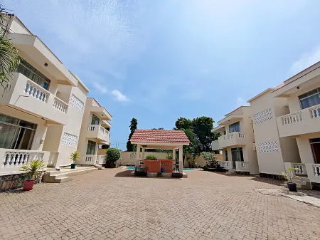 Pawenzi Serviced Apartments Отели рядом с достопримечательностью «Nguuni Wildlife Sanctuary»