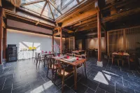 Huangshan Bajiazhan · Yulin · Yuchi Homestay (Tunxi Old Street Scenic Area Branch)