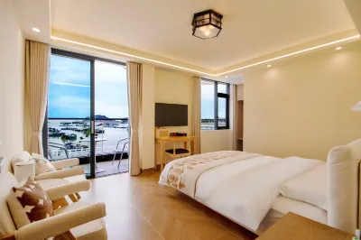 LUNAR Huayu Haiju Homestay Hotels near Feisha Beach Tourist Centre of Shangchuan Island