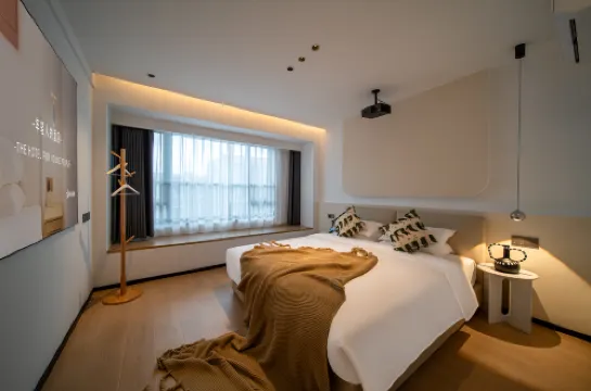 Lis Smart Homestay (Taihu Longemont)