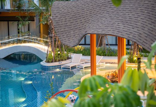 5. 윈덤 가든 나이..