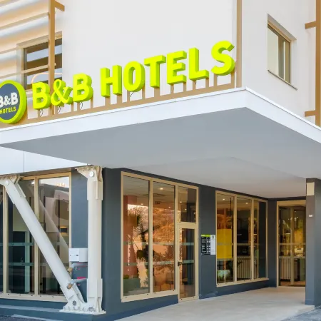 B&B Hotel Nice Stade Riviera Отели рядом с достопримечательностью «Стадион Шарля-Эрманна»