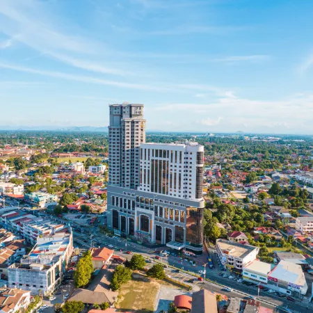 Renai Hotel Kota Bharu Отели рядом с достопримечательностью «Военный музей»