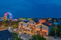 Huzhou Redwood Room Hotel (Taihu Moon Plaza) Hotel in zona Taihu Tourist Resort