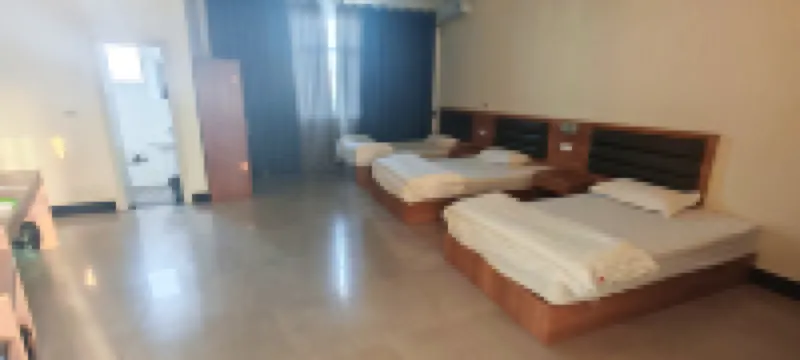 Oasis Hotel