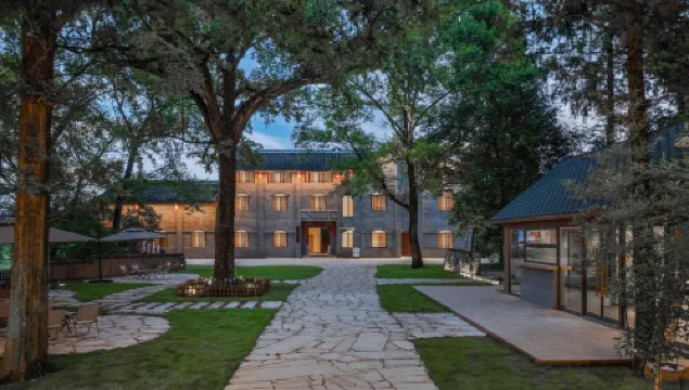 Xinyang Shanju Homestay (Haotang Village)