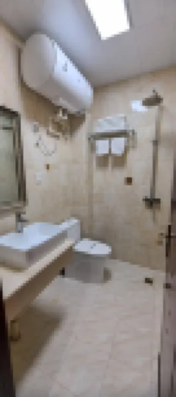 Hualong Xiangdong Hotel