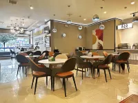 7-Day Premium Hotel (Songcheng Road Kaifeng Station Branch) - 2-stjärniga