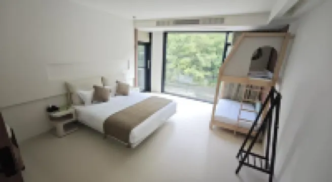 Yijia Homestay
