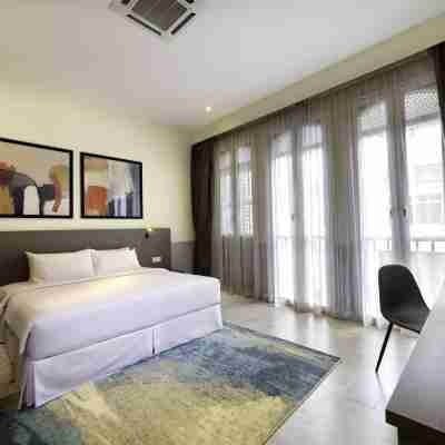 Hutton Suites Hotel Managed By The Ascott Limited  Rooms