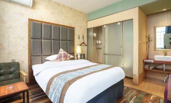 Qujing Yindu Hotel