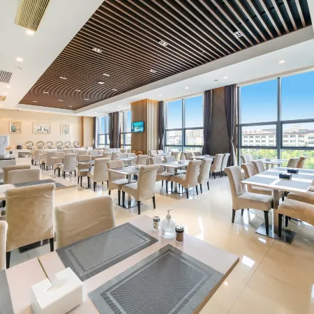 Peninsula Fino International Hotel