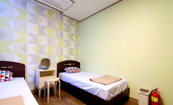 Cube Guesthouse