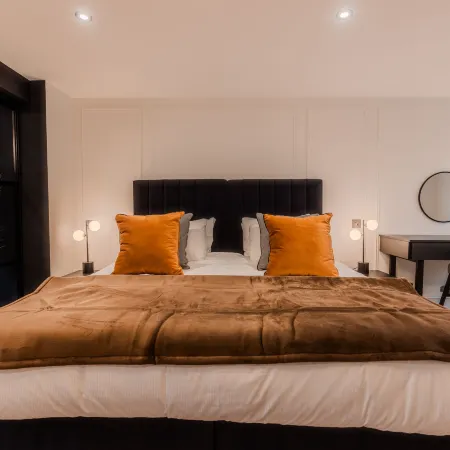 Luxury Georgian Apartment by Hauss Ayr, 5mins Beach