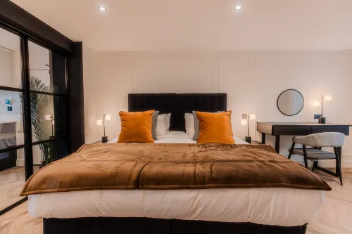 Luxury Georgian Apartment by Hauss Ayr, 5mins Beach - Beach