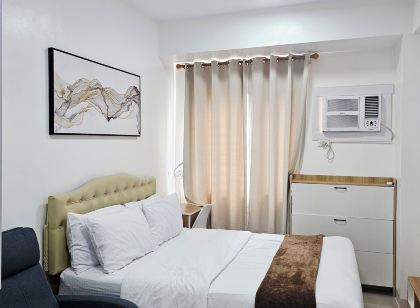Acellyne Suites at Green 2 Residences with Netflix!