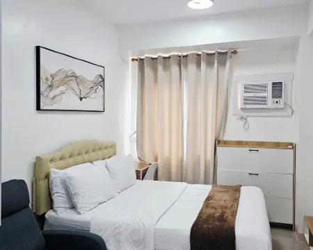 Acellyne Suites at Green 2 Residences with Netflix! Hotels in Dasmarinas