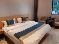 GUANGDONG HOTEL โรงแรมใกล้หาด Coco Beach