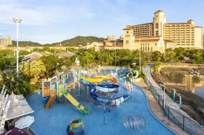 Azure Pavilion Hotel by R&F Huidong Resort Hotels near Huidongnan Railway Station