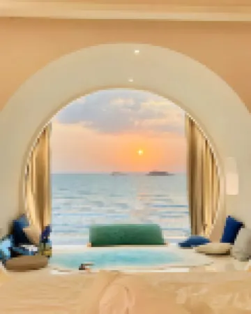 Aranya Golden Coast · Romantic Utopia Seaview Guesthouse