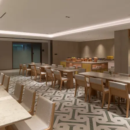 Pero Hotel (Haiyang Qiche Zongzhan)