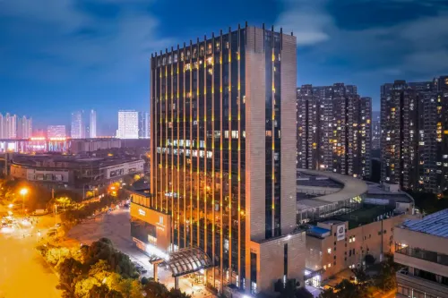 Chengji Hotel (Wuxi Sanyang Square Railway Station)