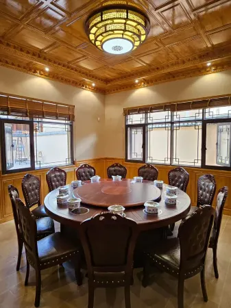 Impression Baima Boutique Homestay Отели рядом с достопримечательностью «Baimazhai Village»