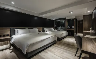 Autumn Willow Hotel Hotels near Tunghai University