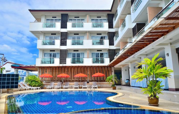 First Residence Hotel