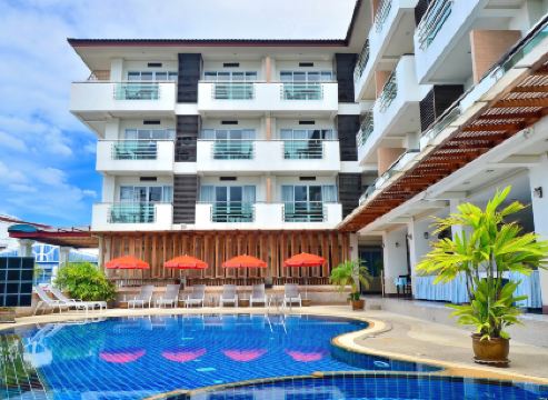โรงแรมเฟิสต์เรสซิเดนซ์