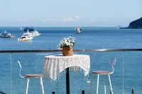 Tianya.Skyline Seaview Designer Homestay (Putuo Mountain Airport Wushitang Branch) - con vistas al mar