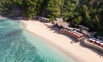 The Ungasan Clifftop Resort