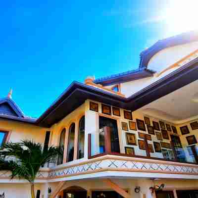 POTTERLAND 芭達雅步行街豪華泳池別墅 Hotel Exterior