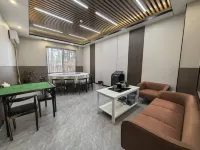 Moon Bay Courtyard-Style Hotel