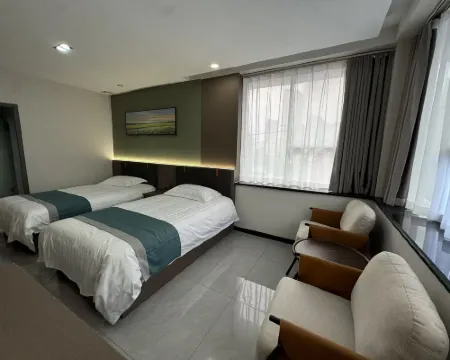 Yuexiang Light Luxury Hotel Hotels in Boxing