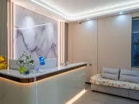 Xijing Smart Hotel (Kunming Railway Station Shuangqiao Night Market Style) Hotels near Fude Station