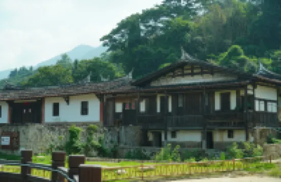 石頭會唱歌·舊寨山間民宿