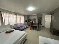 Beinte Singko de Marso Apartments