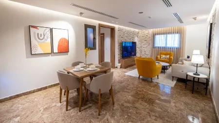 Super Luxury One bedroom Al Aqiq