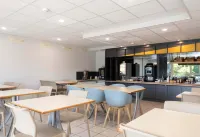 B&B Hotel Pau Lescar - petit déjeuner