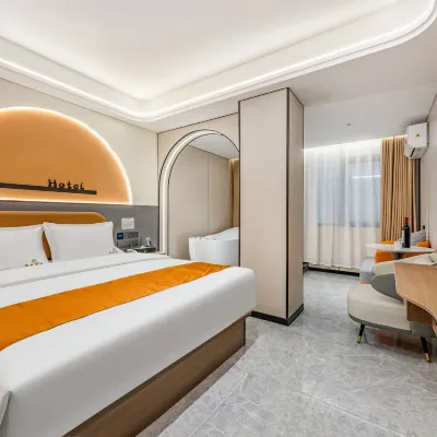 Guangzhou Xilai Hotel (Xintang Jiuyu Trade City) Hotels near Maldives Fun Island