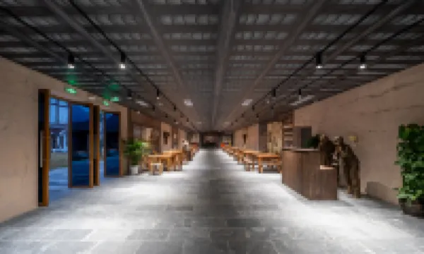Memory Border Town Hotel