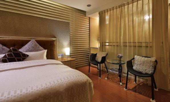 Wei Fengqing Motel (Tainan)