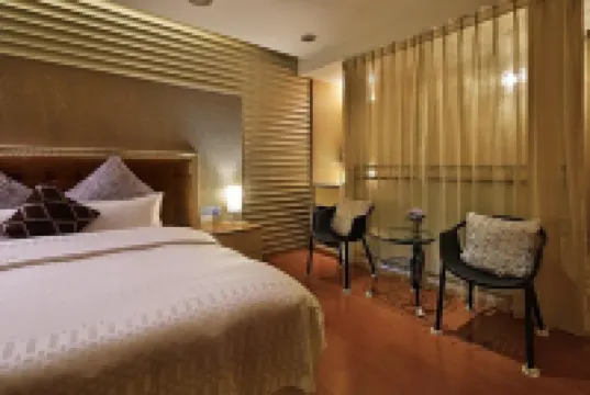 웨이 펑칭 모텔 (타이난)  호텔