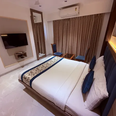 Hotel Kushala Grand, Dombivali 塔納縣住宿飯店