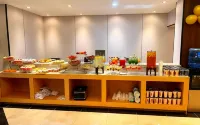 Wealth Hotel: Lagos Airport Transfer, Chinese Food, Business, Visa, Security & Car Rental - Aamiainen