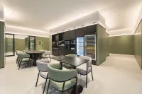 Haiyou Hotel (Taizhou Jinying Commercial Street Branch) - 2-Star