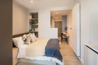 StayCozy at Enclave Croydon